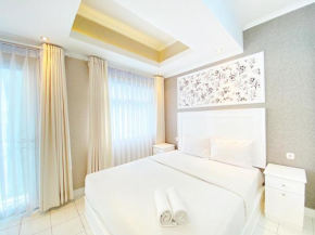 Nice Studio Room at Grand Asia Afrika Apartment By Travelio